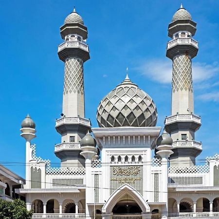 Oyo 3956 Hotel Palem 2 Syariah Malang Exteriör bild